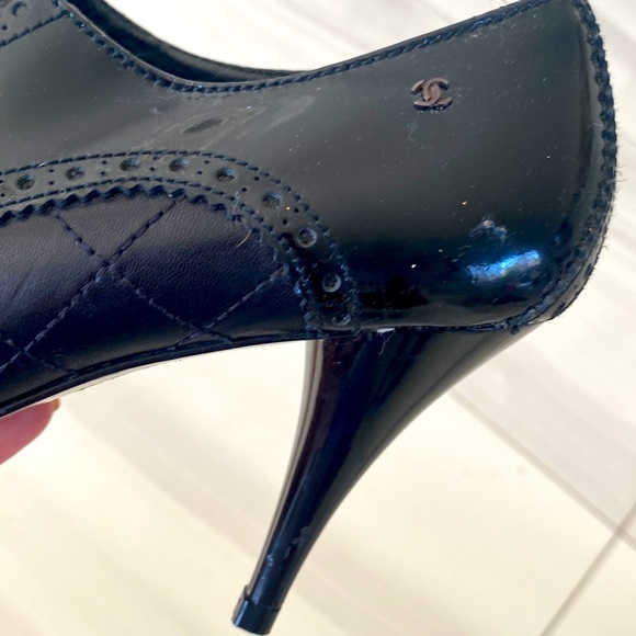 One of my favorites of all times! Very unique authentic booties by CHANEL. - Picture 9 of 15